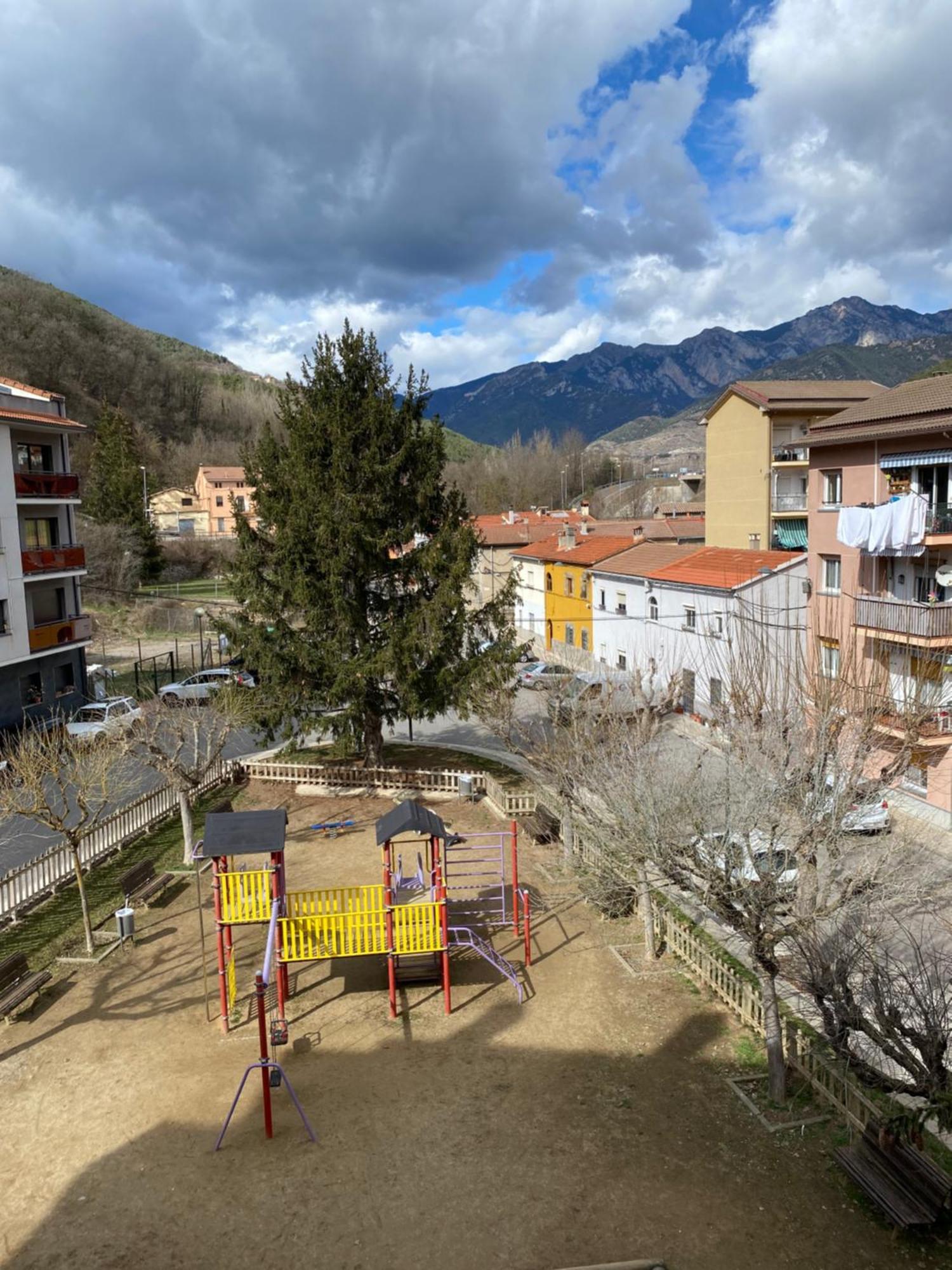 Apartamento Gold Cadi Guardiola de Berga Dış mekan fotoğraf