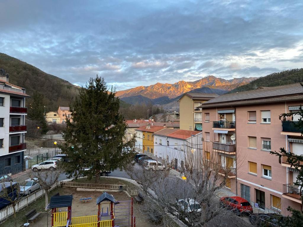 Apartamento Gold Cadi Guardiola de Berga Dış mekan fotoğraf